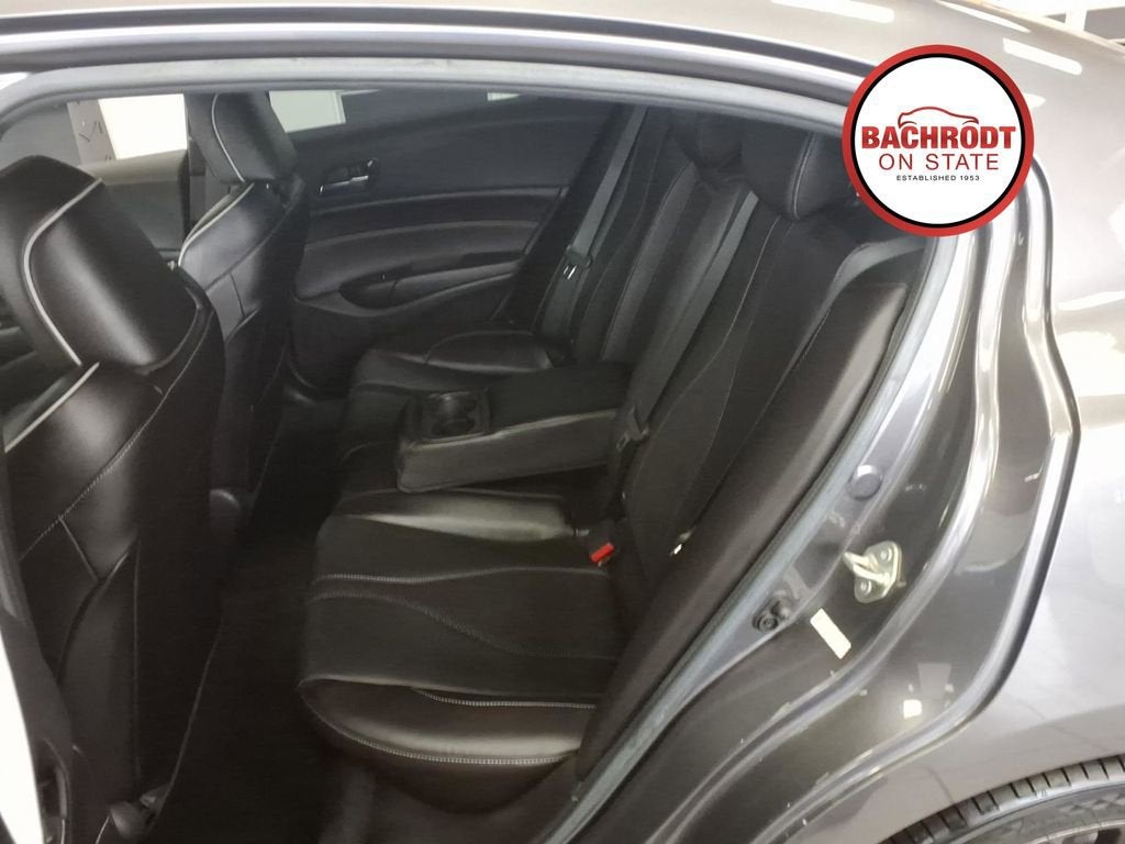 2019 Acura ILX w/Premium/A-Spec Pkg