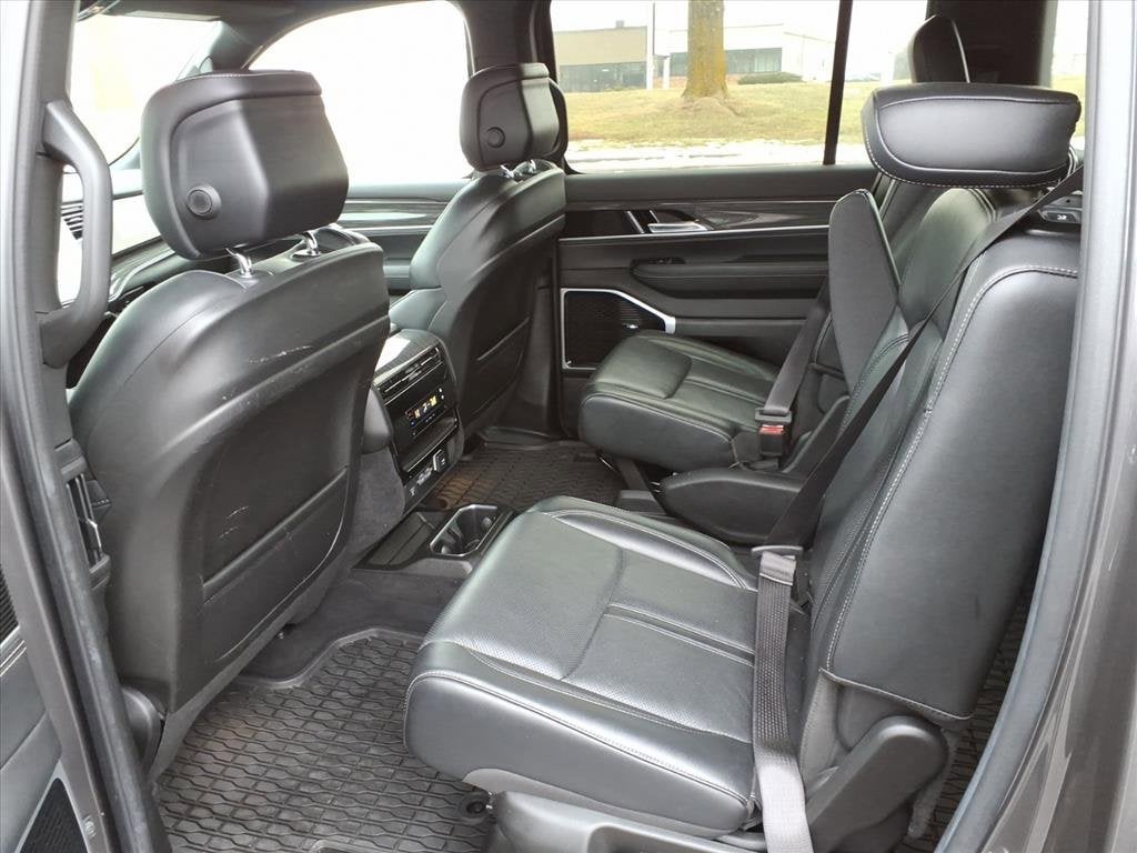 2022 Jeep Wagoneer Series III