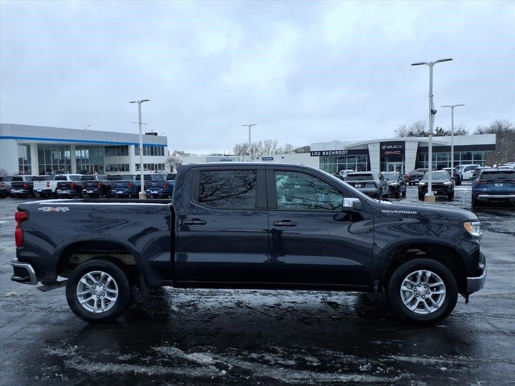 2022 Chevrolet Silverado 1500 LT (2FL)