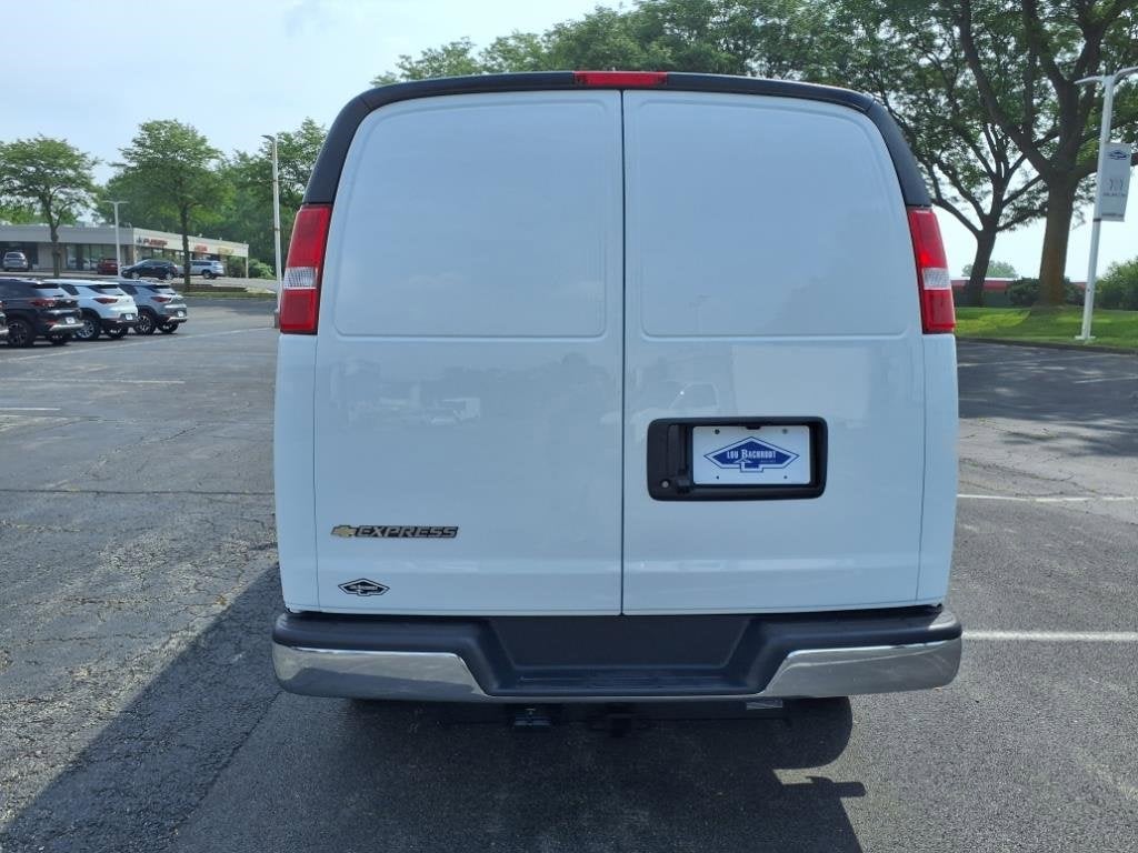 2025 Chevrolet Express Cargo 2500 WT