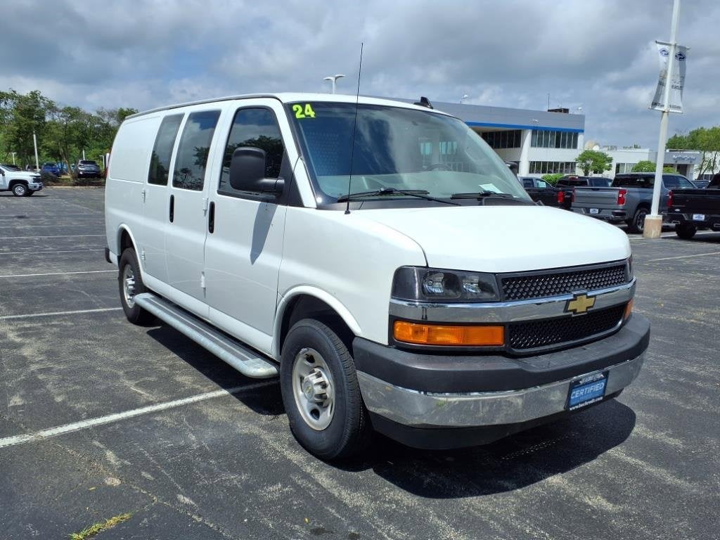 2024 Chevrolet Express Cargo 2500 WT