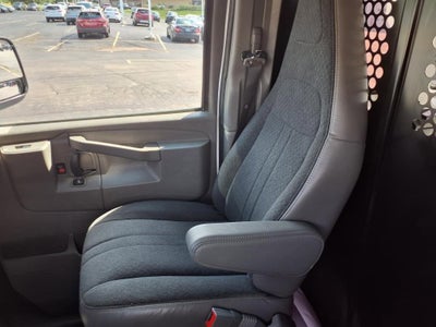 2022 Chevrolet Express Cargo 2500 WT