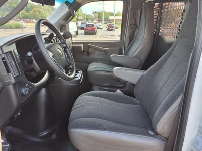 2022 Chevrolet Express Cargo 2500 WT