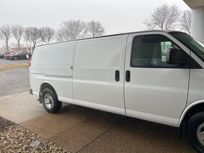 2017 Chevrolet Express Cargo 3500 RWD 3500 155"