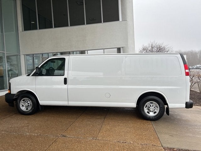 2017 Chevrolet Express Cargo 3500 RWD 3500 155"