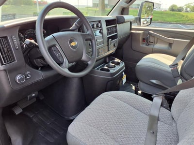 2025 Chevrolet Express Cutaway 3500 1WT