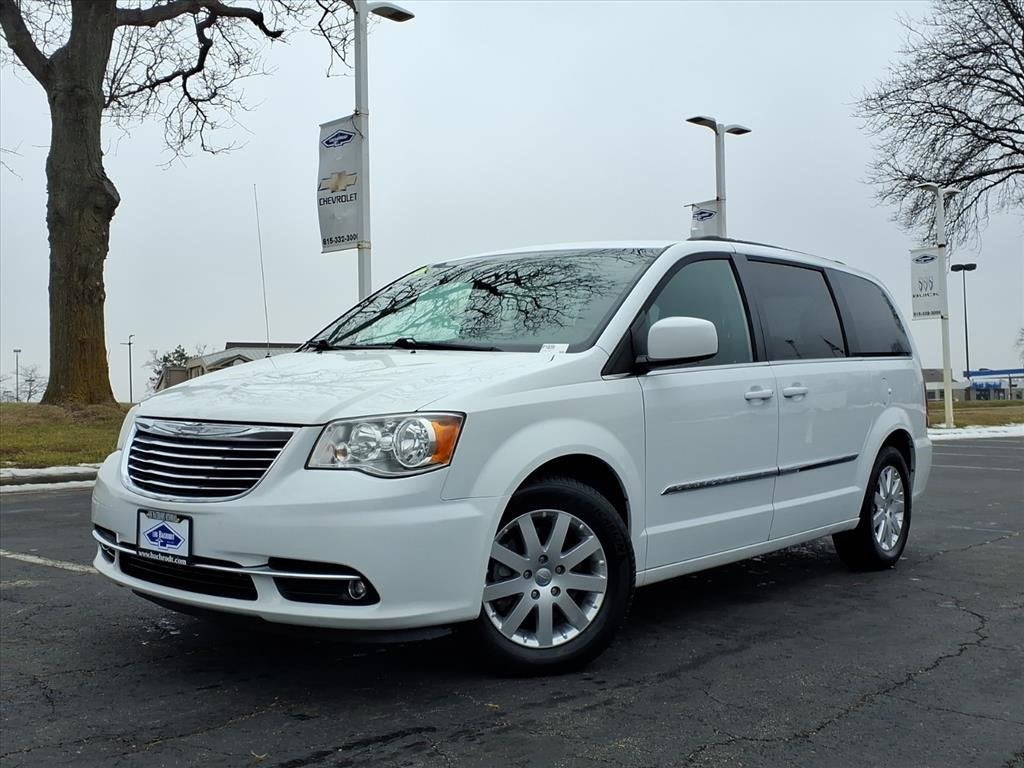 2016 Chrysler Town & Country Touring