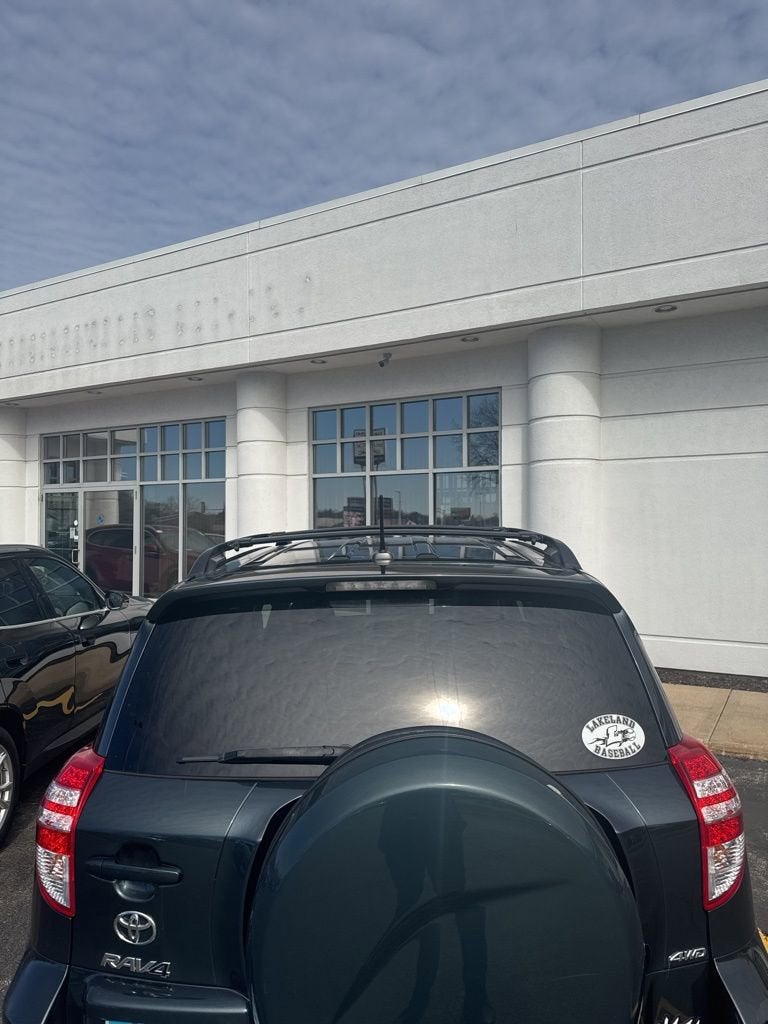 2011 Toyota RAV4 4WD 4dr 4-cyl 4-Spd AT (Natl)
