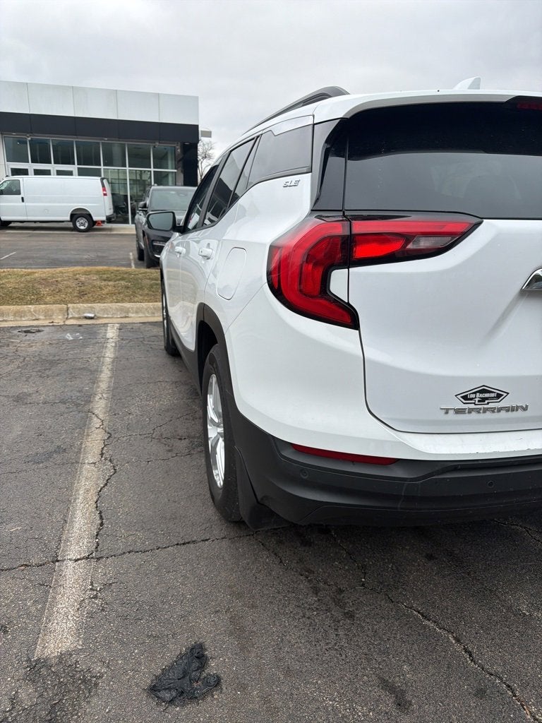 2021 GMC Terrain SLE