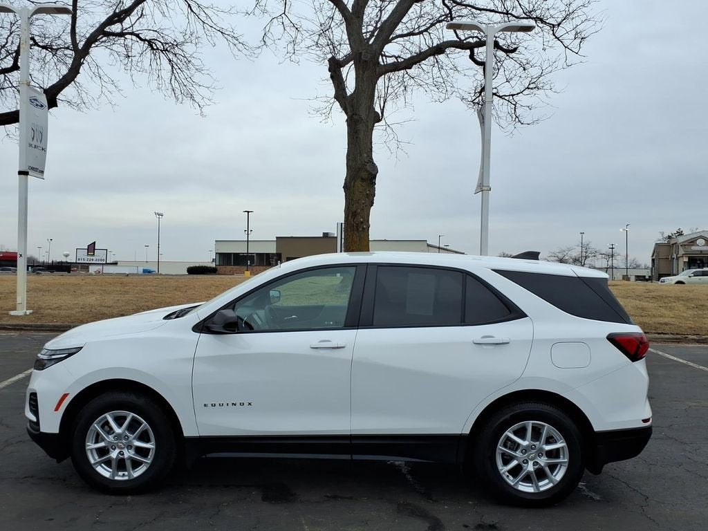 2022 Chevrolet Equinox LS
