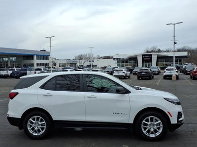 2022 Chevrolet Equinox LS