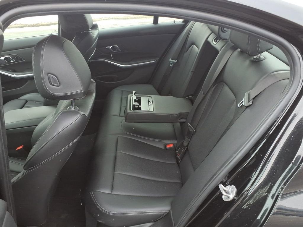 2024 BMW 3 Series 330i xDrive