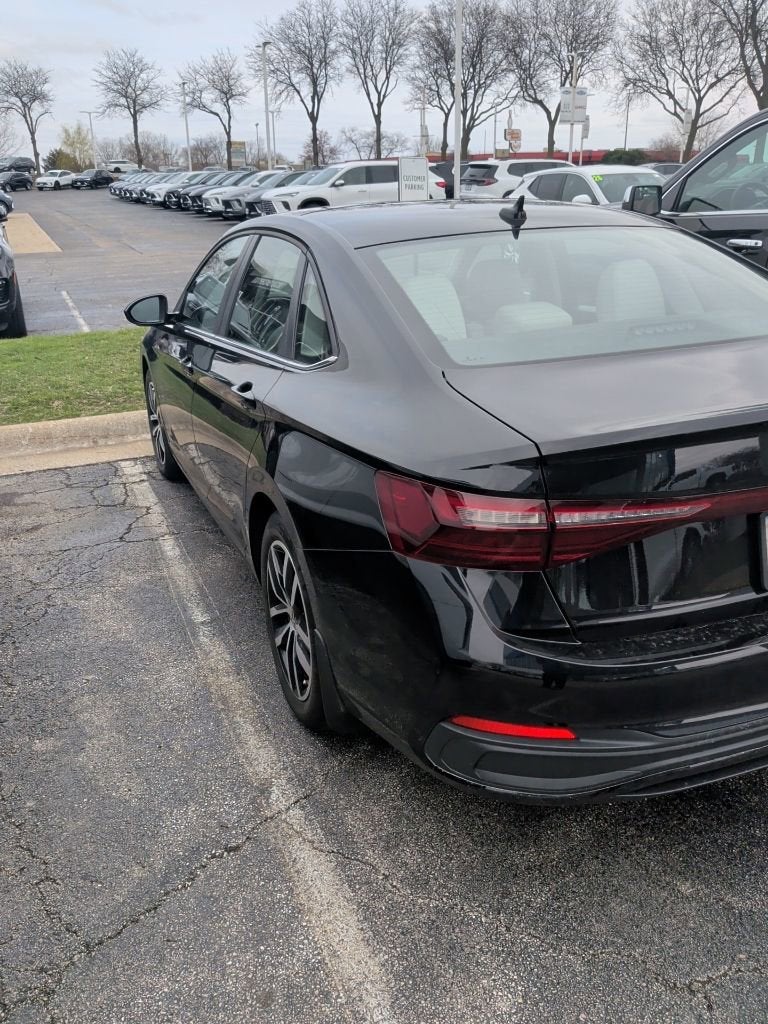 2025 Volkswagen Jetta SE