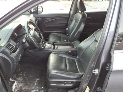 2019 Honda Pilot Touring 7-Passenger