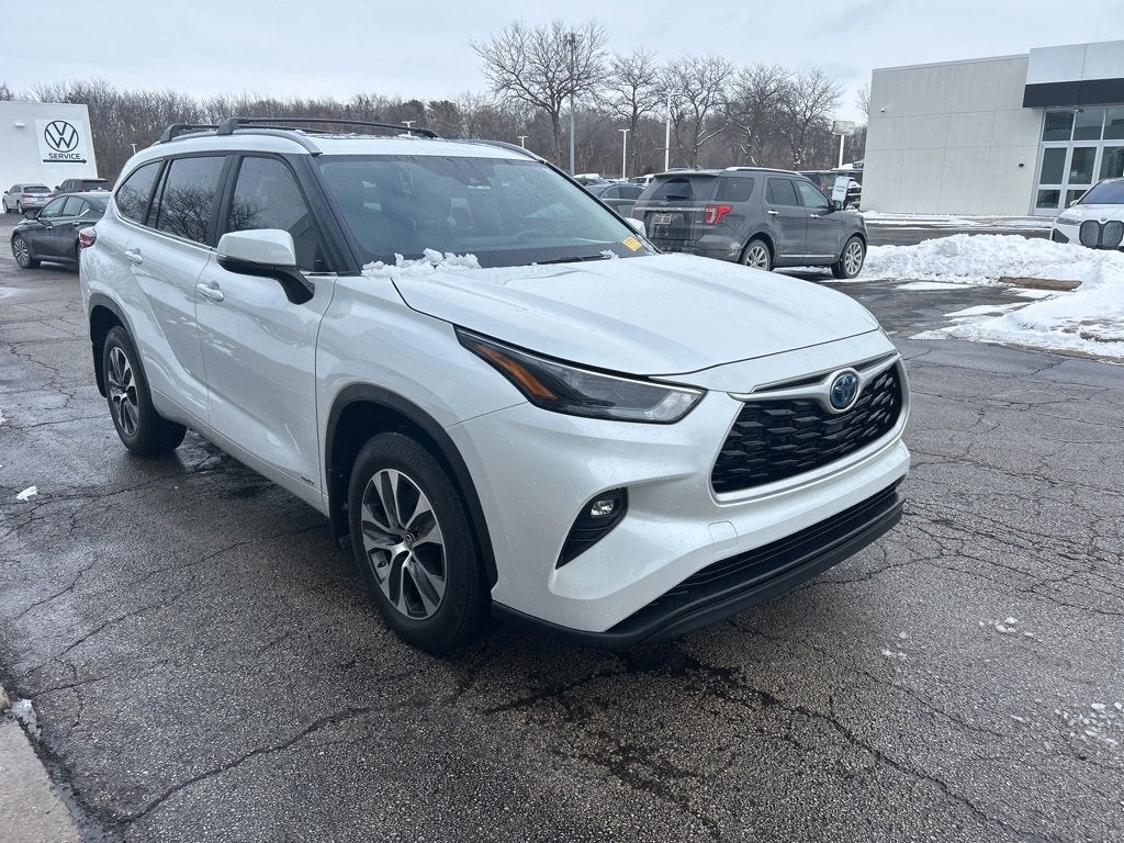 2023 Toyota Highlander Hybrid XLE