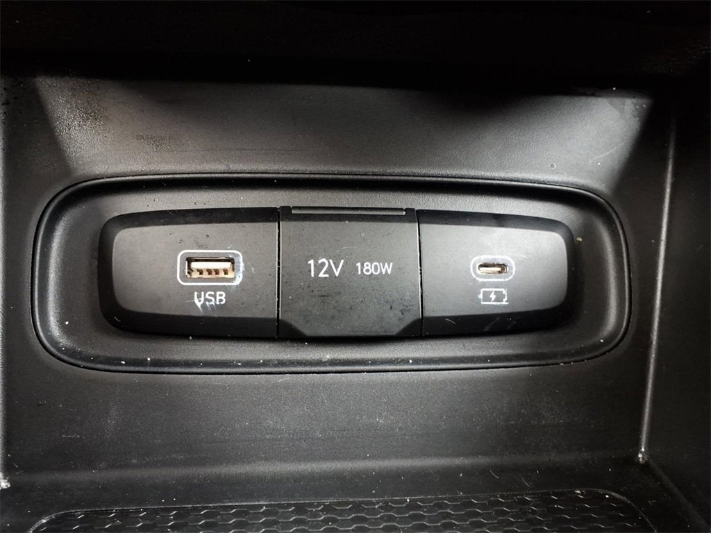 2023 Hyundai Venue SE