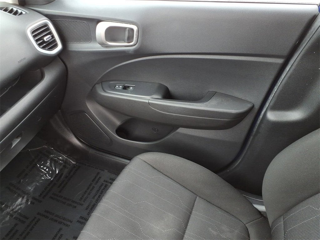 2023 Hyundai Venue SE