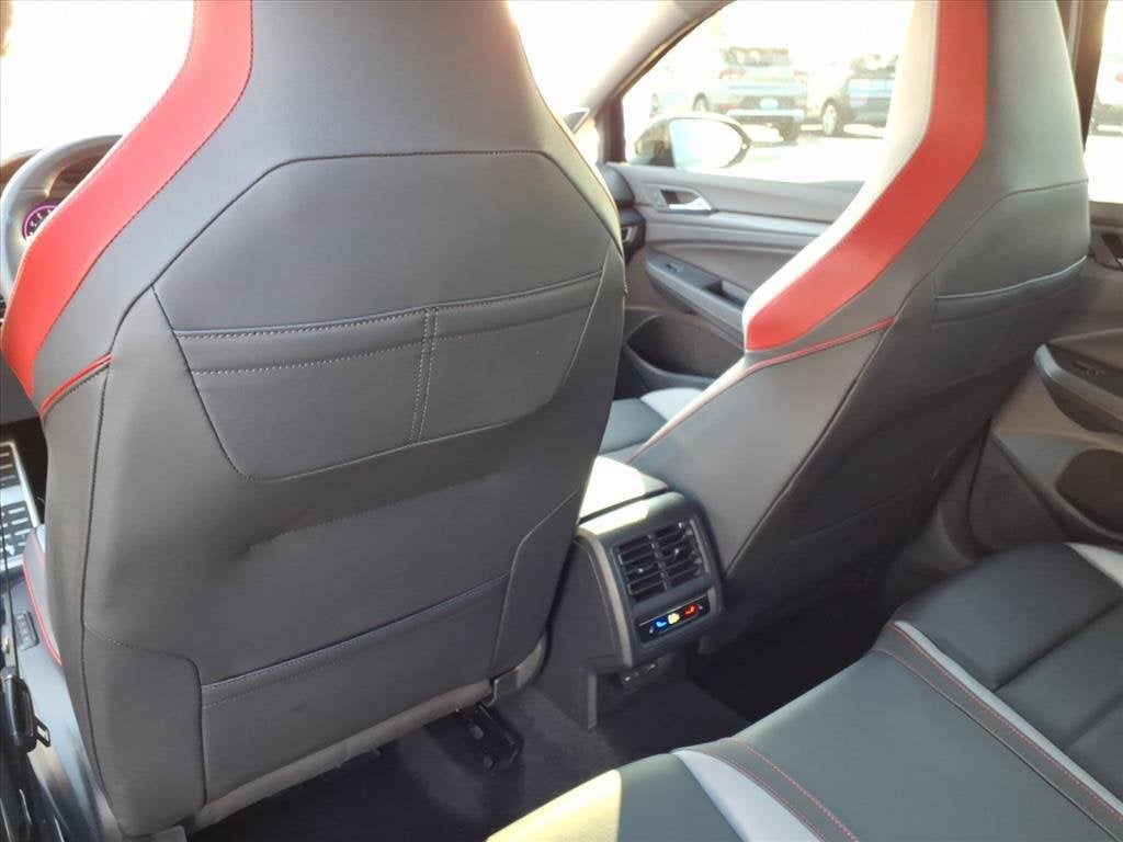 2024 Volkswagen Golf GTI 380 Autobahn