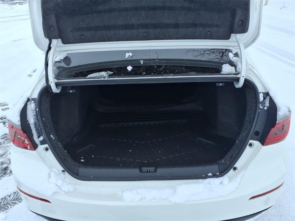 2019 Honda Insight Touring