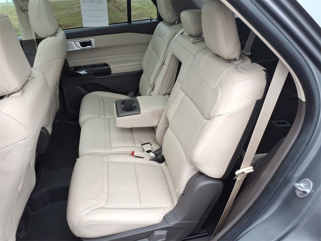 2021 Ford Explorer Platinum