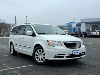 2016 Chrysler Town &amp; Country Touring