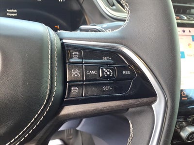 2023 Jeep Grand Cherokee Overland 4x4