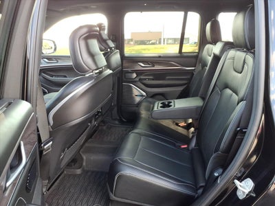 2023 Jeep Grand Cherokee Overland 4x4