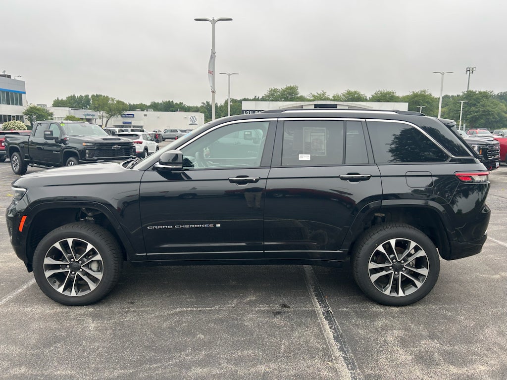 2023 Jeep Grand Cherokee Overland 4x4