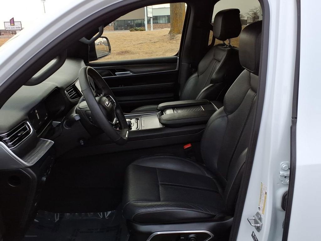 2024 Jeep Wagoneer Series II