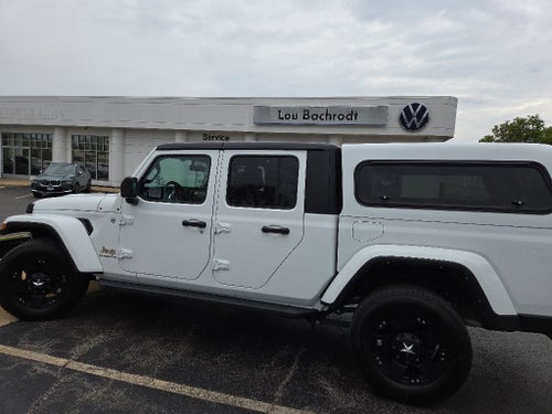 2022 Jeep Gladiator Overland