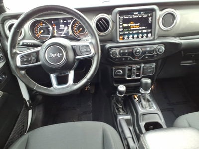 2022 Jeep Gladiator Overland