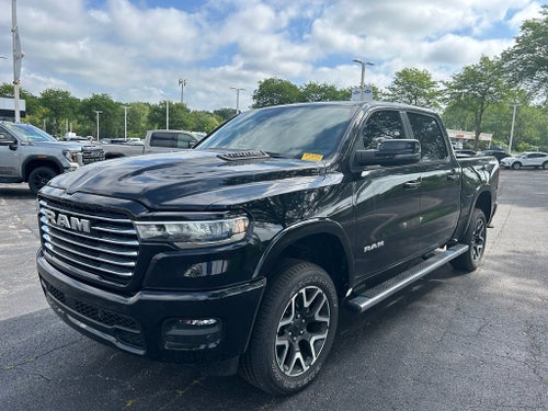 2025 RAM 1500 Laramie Crew Cab 4x4 5'7" Box