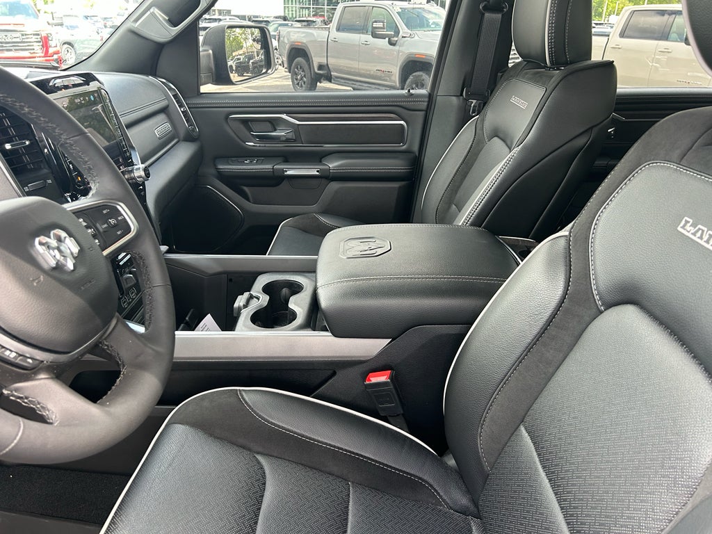 2025 RAM 1500 Laramie Crew Cab 4x4 5'7" Box