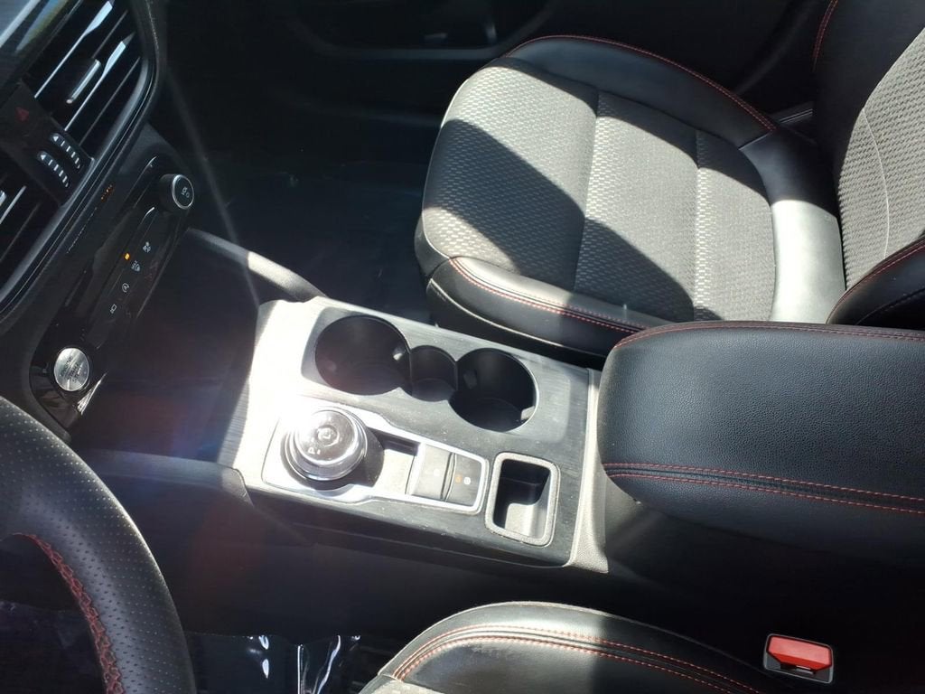 2023 Ford Escape ST-Line Select