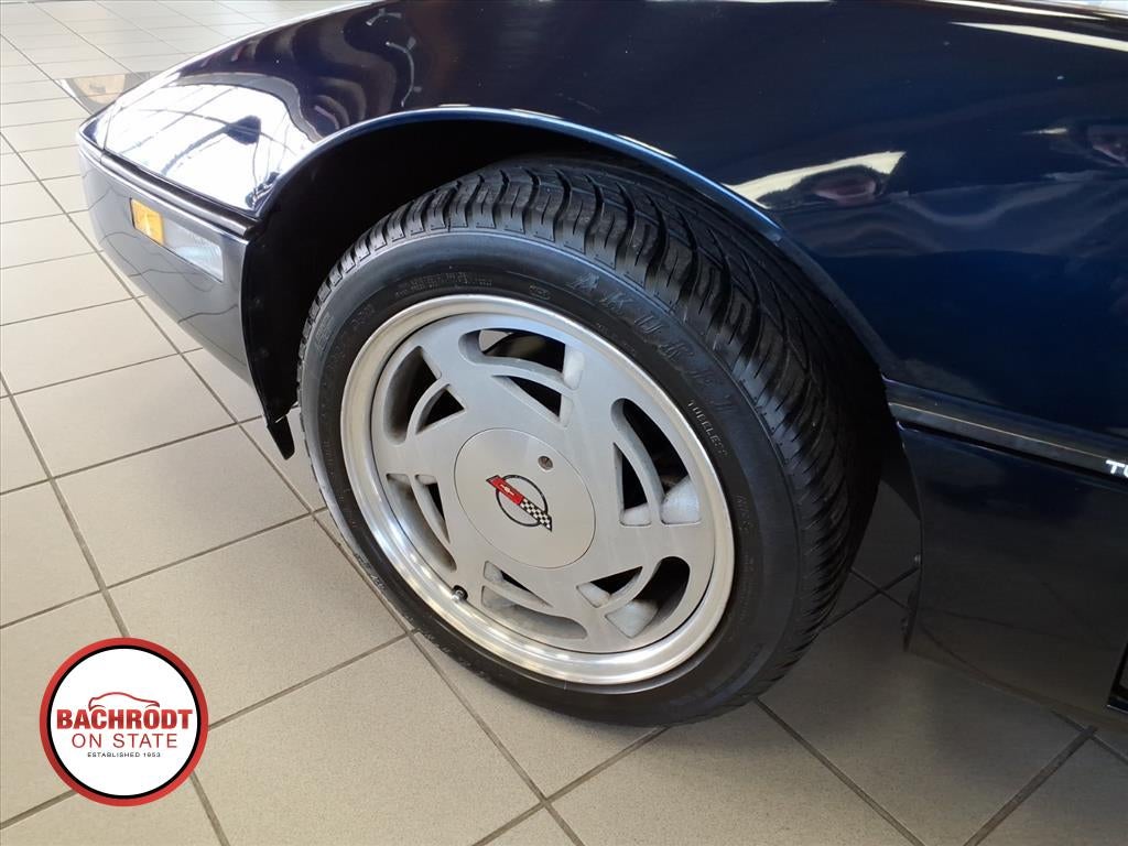 1989 Chevrolet Corvette 2dr Convertible