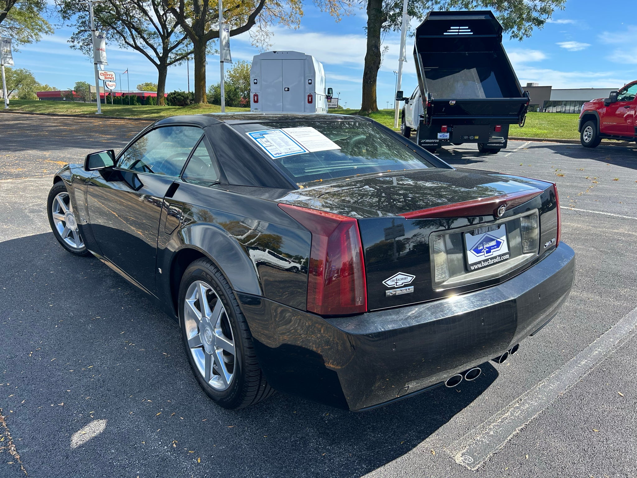 2007 Cadillac XLR Standard