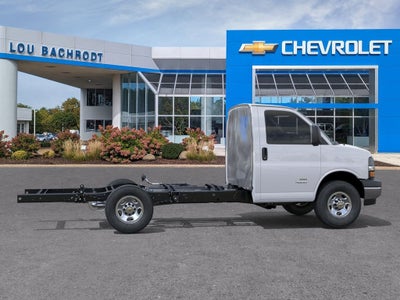 2026 Chevrolet Express Cutaway 3500 1WT