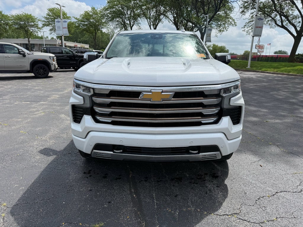 2022 Chevrolet Silverado 1500 High Country