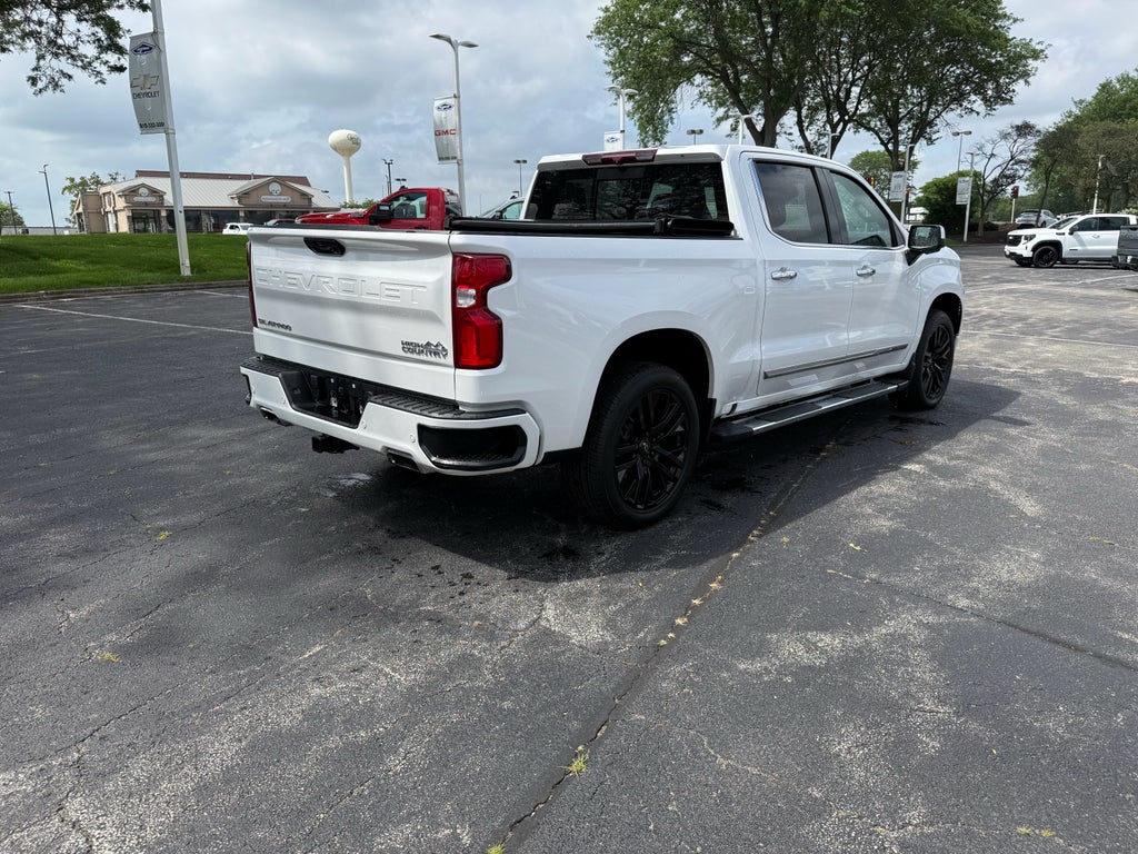 2022 Chevrolet Silverado 1500 High Country