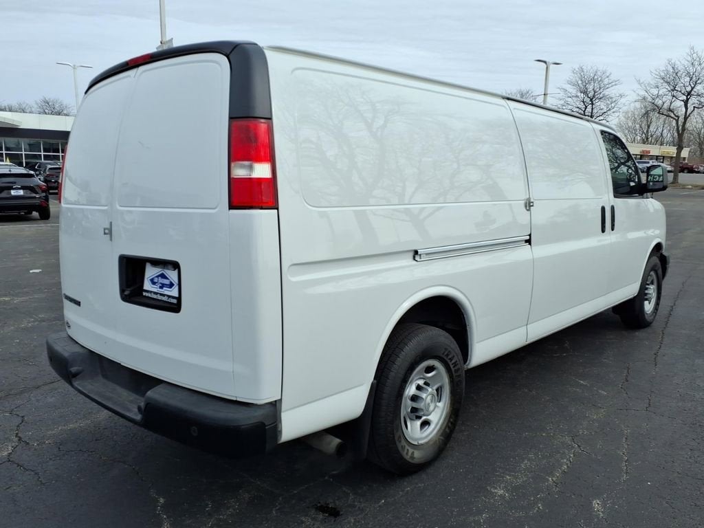 2017 Chevrolet Express Cargo 3500 RWD 3500 155"