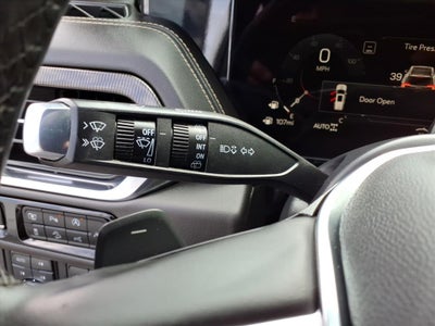 2025 GMC Yukon Elevation