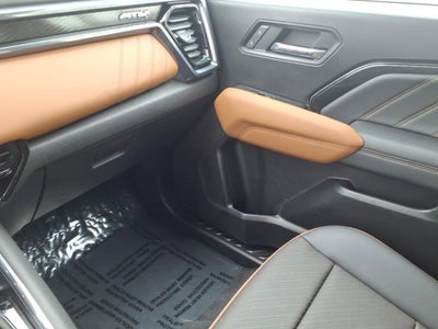 2024 GMC Canyon AT4