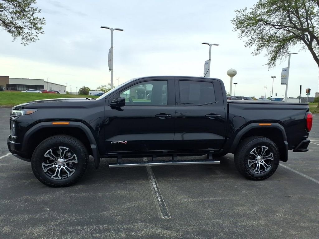 2024 GMC Canyon AT4