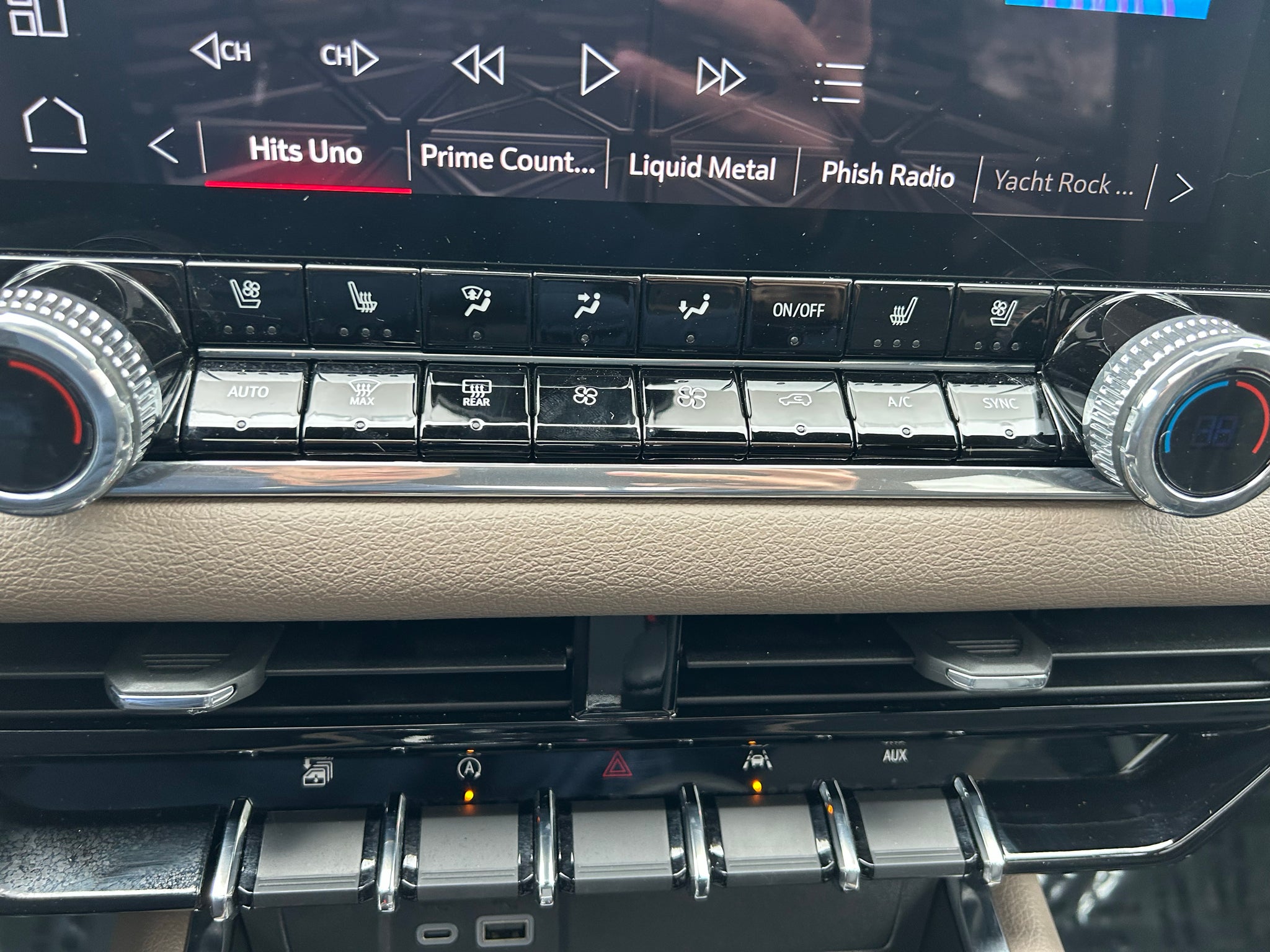 2024 GMC Canyon Denali