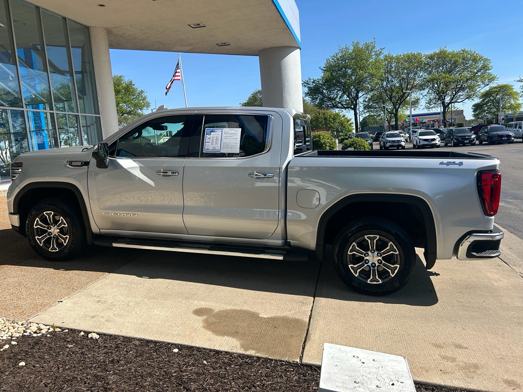 2022 GMC Sierra 1500 SLT