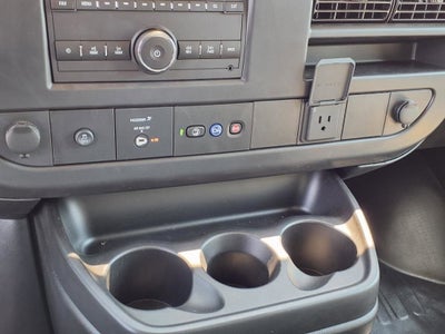 2025 Chevrolet Express Cutaway 3500 1WT