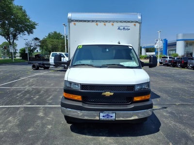 2025 Chevrolet Express Cutaway 3500 1WT