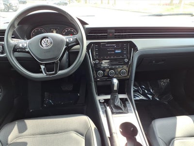 2022 Volkswagen Passat 2.0T SE