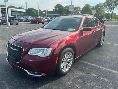 2018 Chrysler 300 Touring L