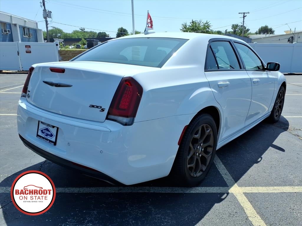 2016 Chrysler 300 300S Alloy Edition